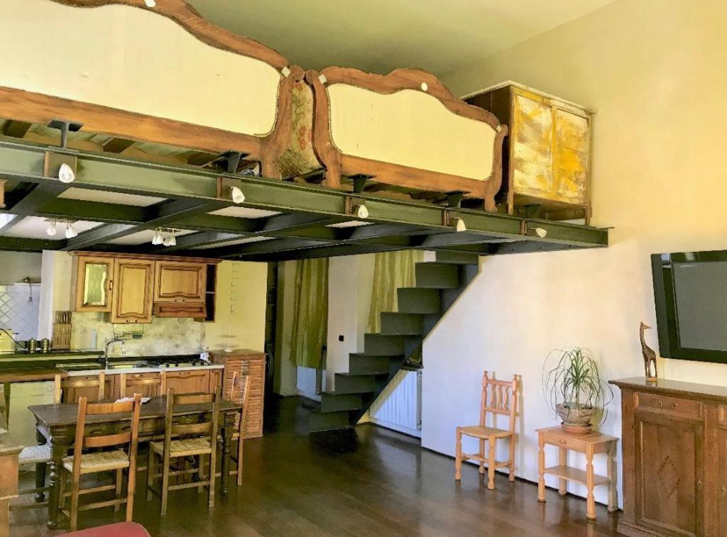 Lovingenoa Prione Apartment ภายนอก รูปภาพ