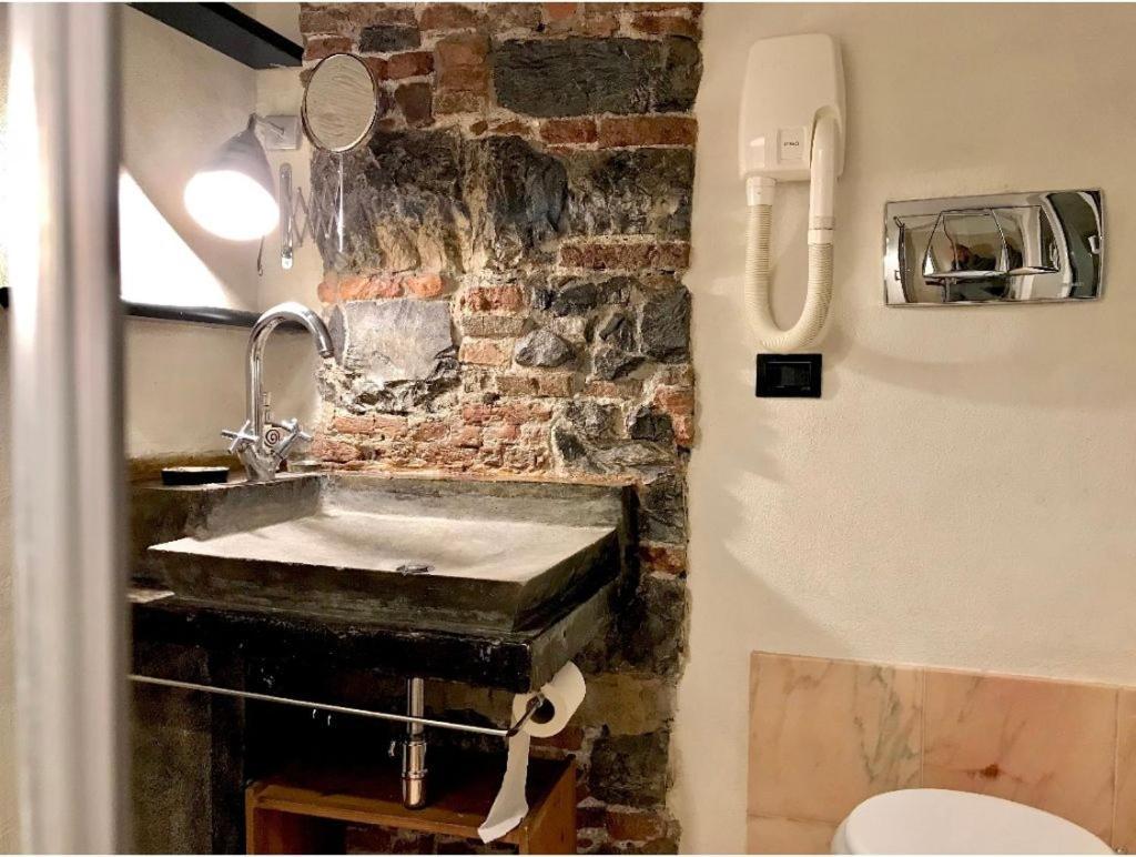 Lovingenoa Prione Apartment ภายนอก รูปภาพ