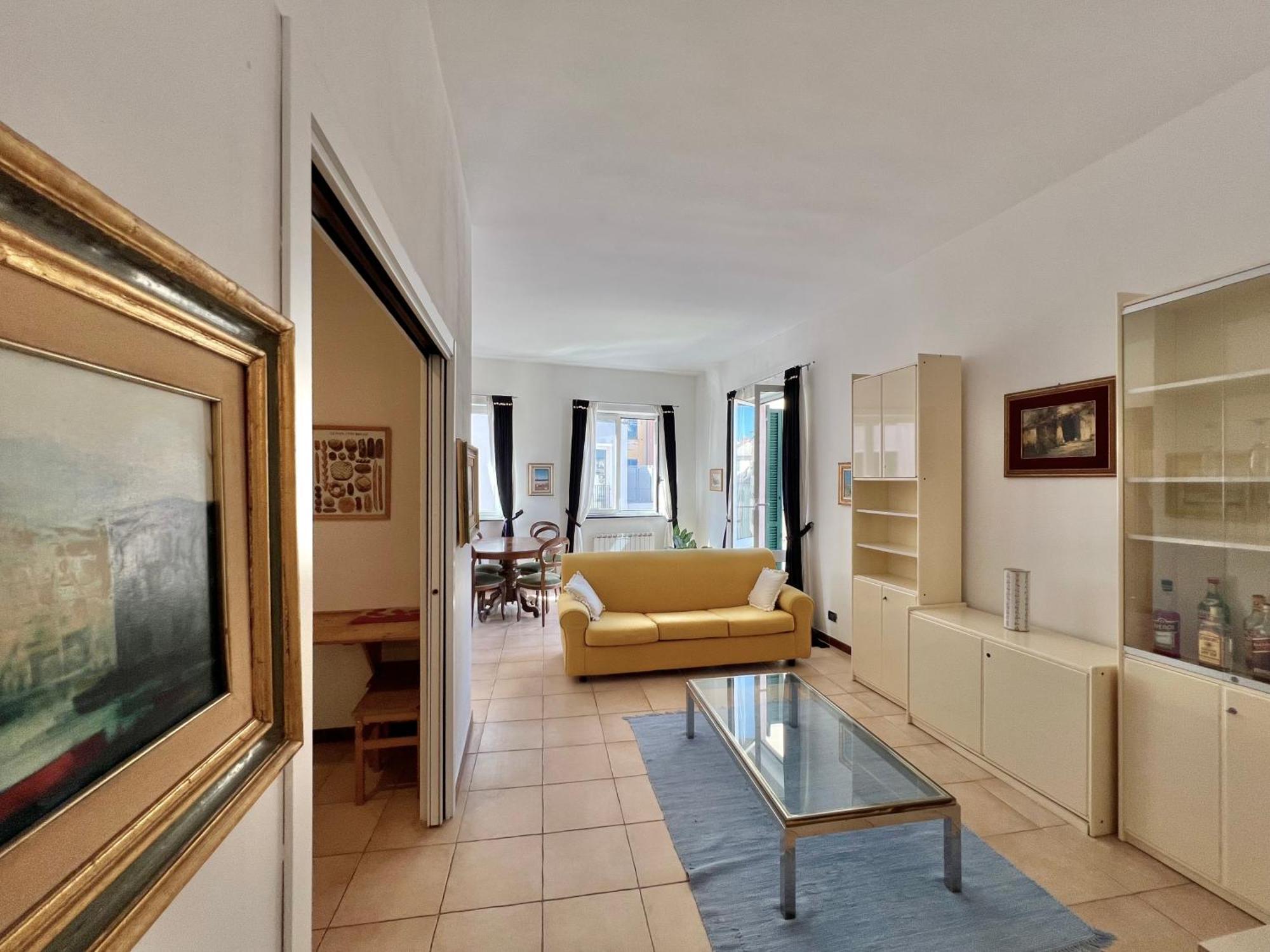 Lovingenoa Prione Apartment ภายนอก รูปภาพ