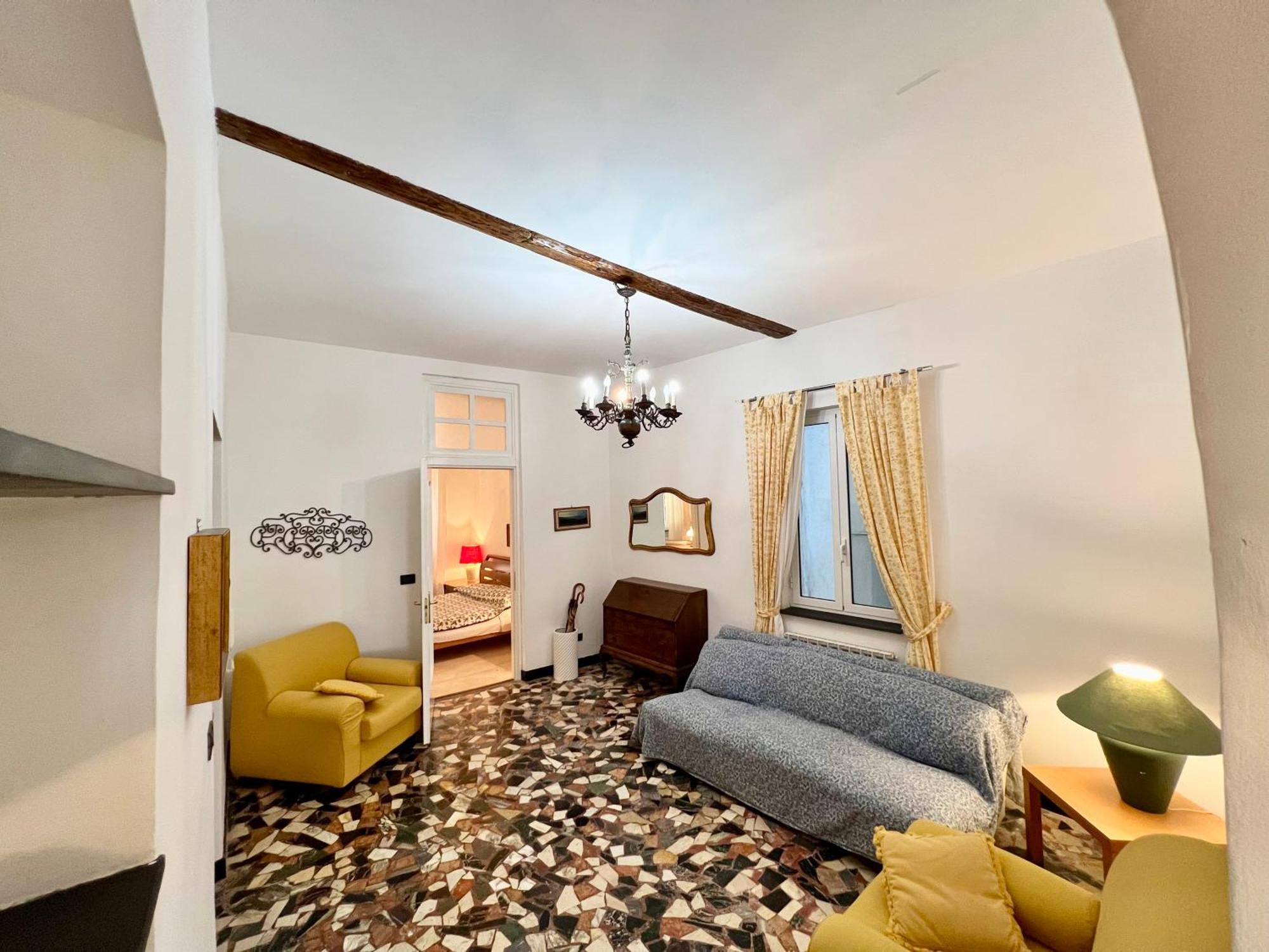 Lovingenoa Prione Apartment ภายนอก รูปภาพ